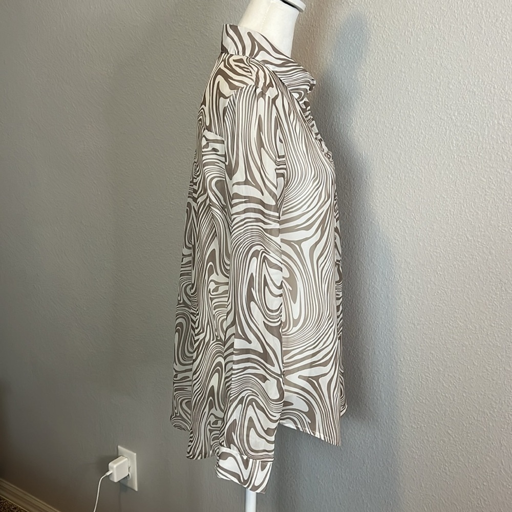 Princess Polly Hayden Shirt Beige Size 2 - Picture 3 of 9